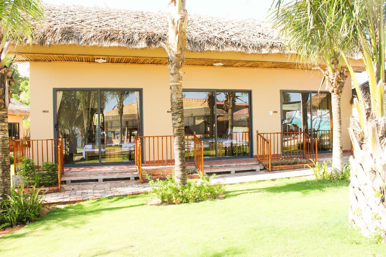 Eagles Beach Resort Phan Thiet Bagian luar foto