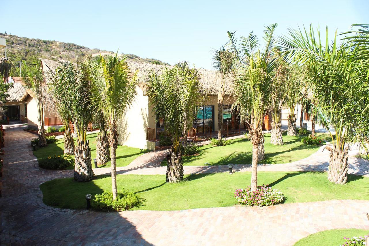 Eagles Beach Resort Phan Thiet Bagian luar foto