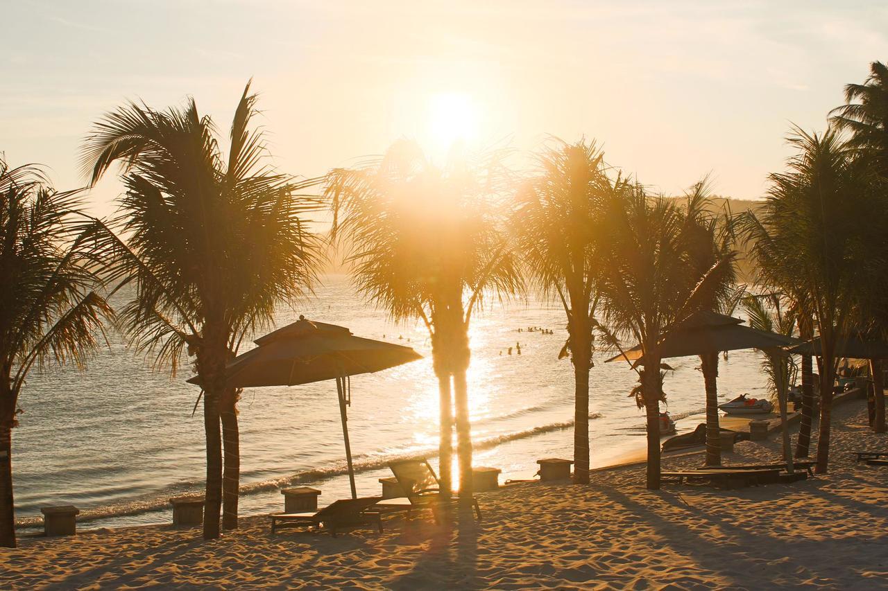 Eagles Beach Resort Phan Thiet Bagian luar foto