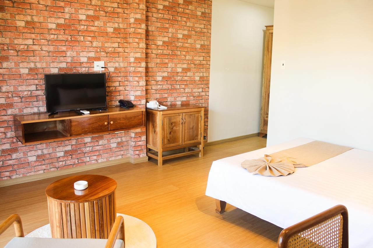 Eagles Beach Resort Phan Thiet Bagian luar foto
